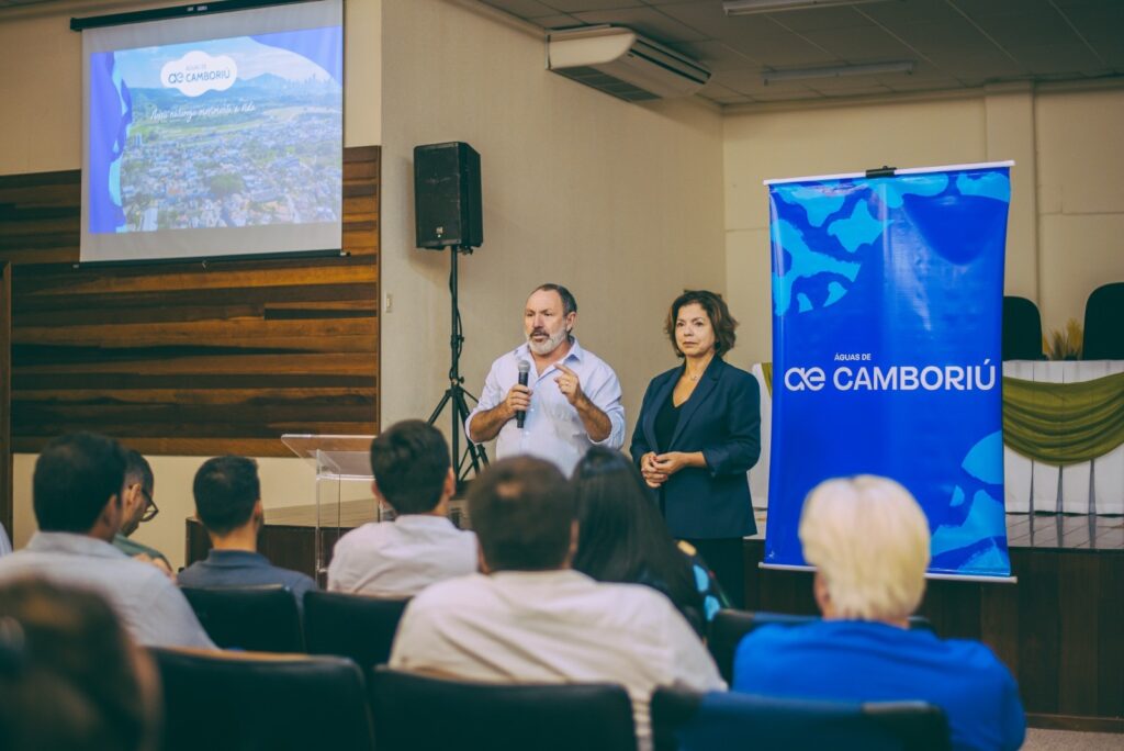 Sanear Camboriú apresenta projeto de esgotamento sanitário para comunidade