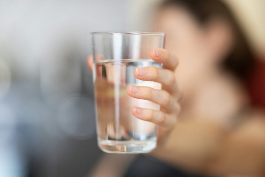 Águas de Camboriú recomenda a beber somente água tratada
